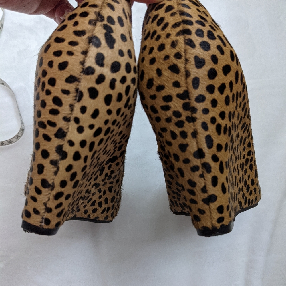 Banana Republic Fur Leopard Print Wedges - Picture 7 of 9